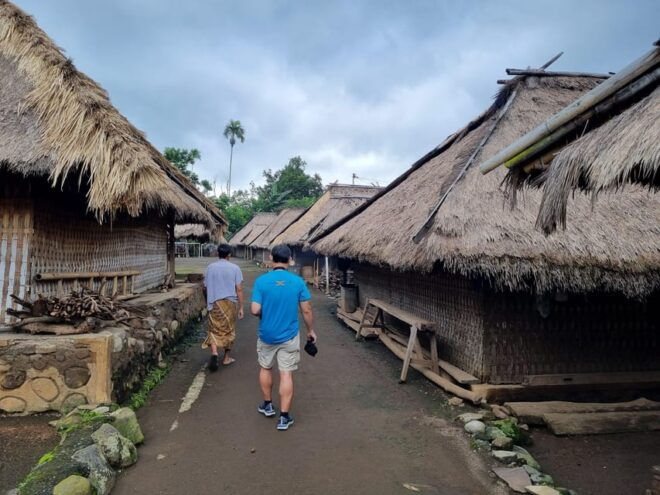 Visit Lombok Sasak Tribe Village, Waterfall And Selong Hill - Scenic Views at Selong Hills