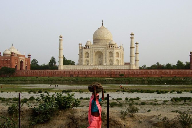 Visit Mehtab Bagh and Avoid Hefty Entry Fee for Taj Mahal - Good To Know