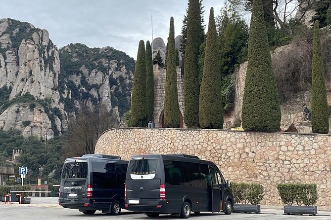 Visit Montserrat 5 Hours 16 Pax - Meeting and Pickup