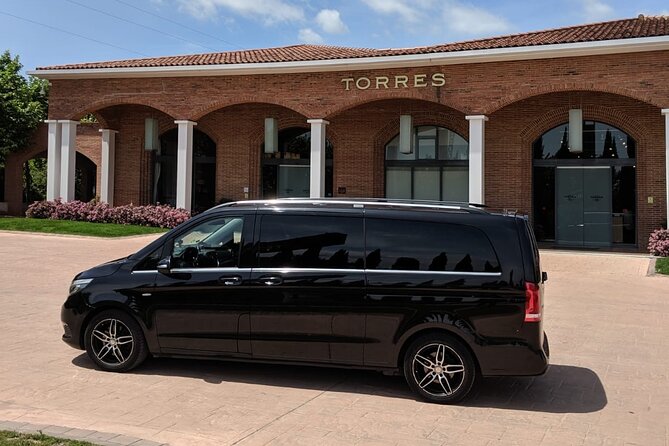 Visit Montserrat and Cavas or Sitges 8 Hours 7pax - Meeting and Pickup