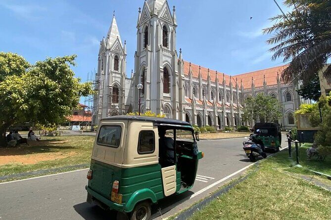 Visit Negombo by Scooty - All Inclusive - FAQ