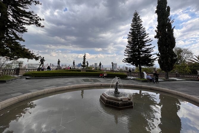 Visit of Chapultepec Casttle in Private Tour (With Transport) - Customer Support