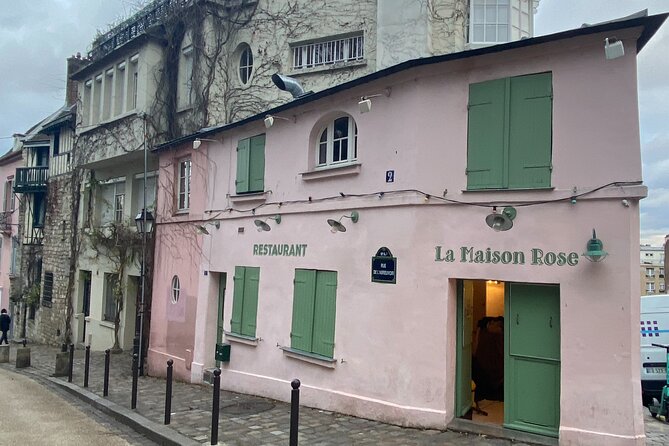 Visit of Montmartre With a Treasure Hunt - Cancellation Policy
