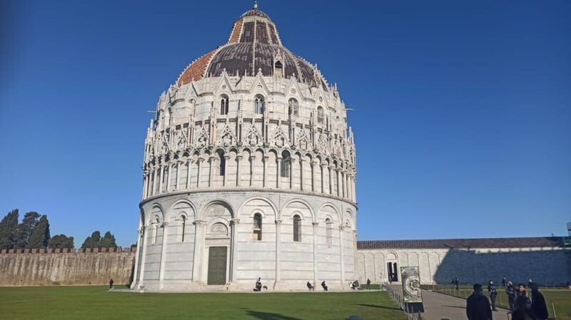 Visit Pisa & Lucca with lunch in a family-run winery - Why This Tour Offers Great Value