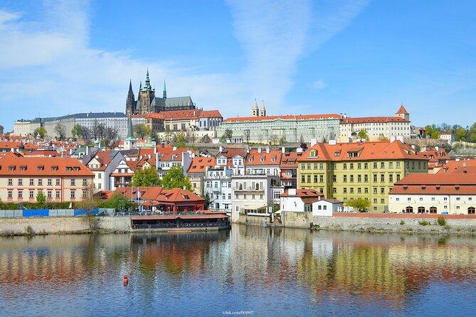 Visit Prague Castle & Lobkowicz Palace: Private Half-Day Tour - Cancellation Policy