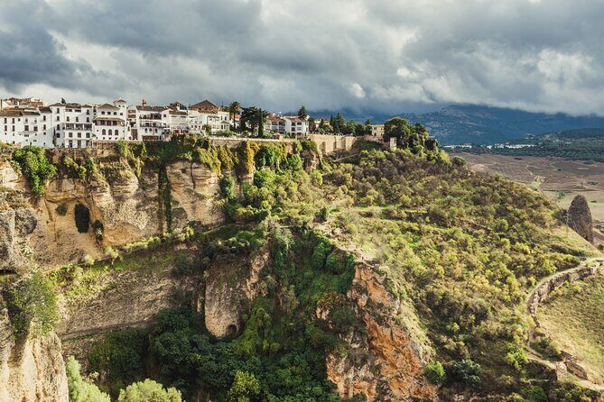 Visit Ronda and Setenil de las Bodegas in one day from Malaga - Setenel de las Bodegas: A Rock-House Marvel