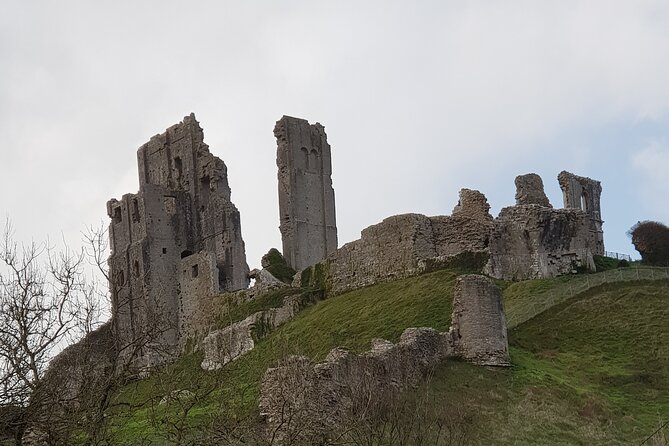 Visit Stonehenge and Salisbury From Southampton - Meeting and Pickup