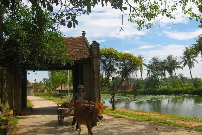 Visit Thay Pagoda Duong Lam Ancient Village Hanoi Private Tour - FAQ  