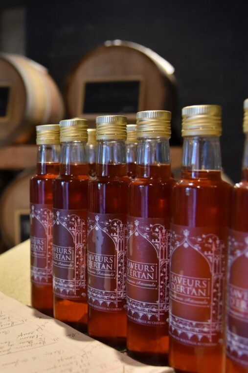 Visit the Artisanal Vinegar Factory of Château Coupelle Dertan - The Sensory Journey Through Winemaking Excellence