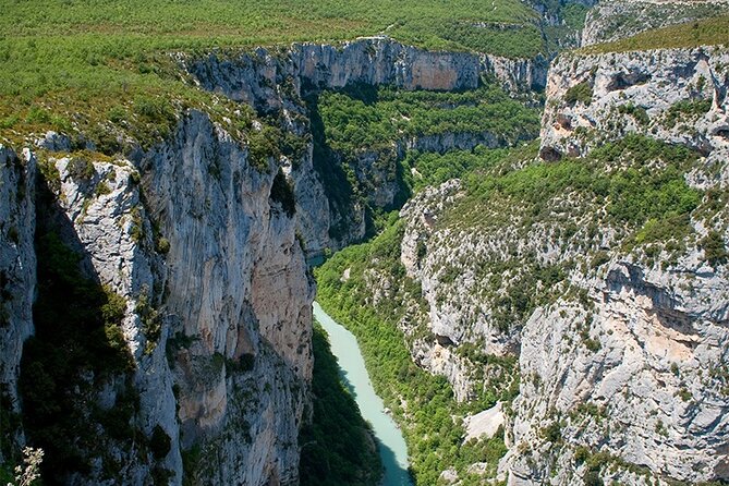 Visit the Lavender Fields, the Gorges Du Verdon and Moustiers. - Accommodation Recommendations