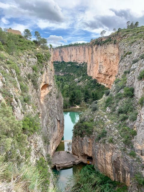 Visit the Most Beautiful Village in Valencia: Chulilla - Guide and Experience
