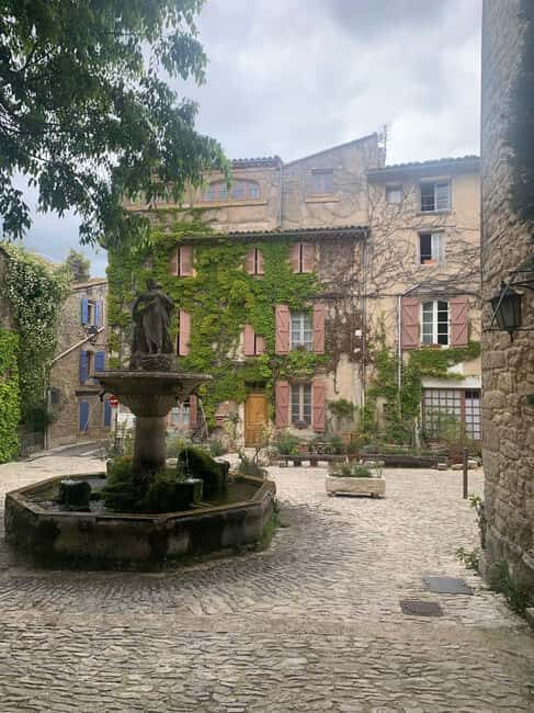 Visit the most beautiful villages of the Luberon in Provence by minibus! - Is the Price Worth It?