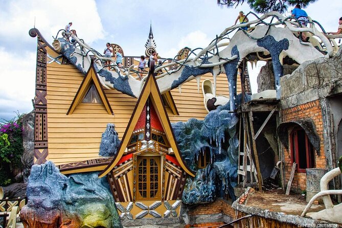 Visit The Top Attractions In DALAT - Dalat Cable Car