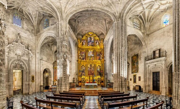 Visit to the Church of San Miguel - Accessibility Features