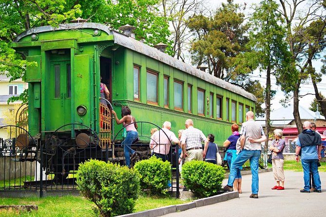 Visit to Unique Uplistsikhe, Gori and Borjomi - One Day Private Tour - Booking and Reservation Process