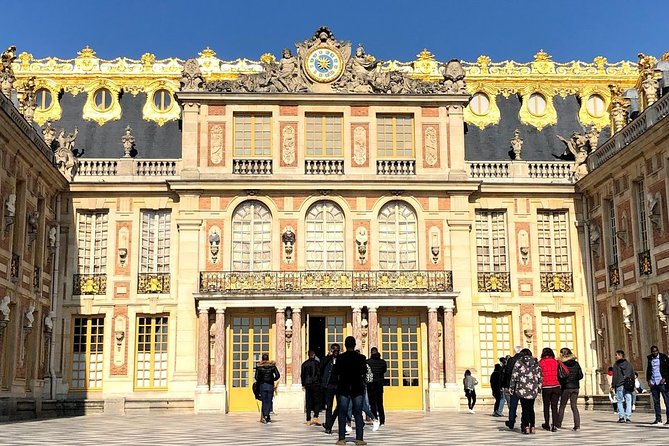 Visit to Versailles With a Portuguese-Speaking Guide-Driver - Transportation and Amenities