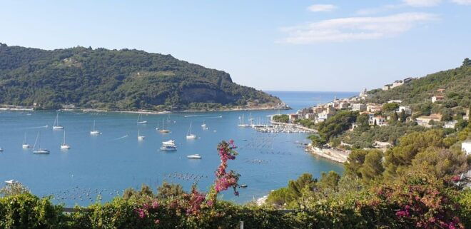 Visit Wonderland Cinque Terre in One Day - Private Group Option