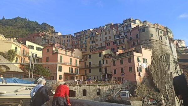 Visit Wonderland Cinque Terre in One Day - Frequently Asked Questions