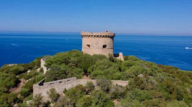 Visite en bateau avec final au COUCHER DE SOLEIL+vin Corse - Detailed Experience Breakdown