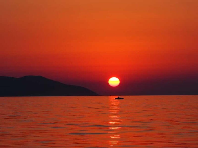 Vlore: Coastline City Sail at Night - Vlore: Coastline City Sail at Night – A Deep Dive into a Serene Coastal Adventure