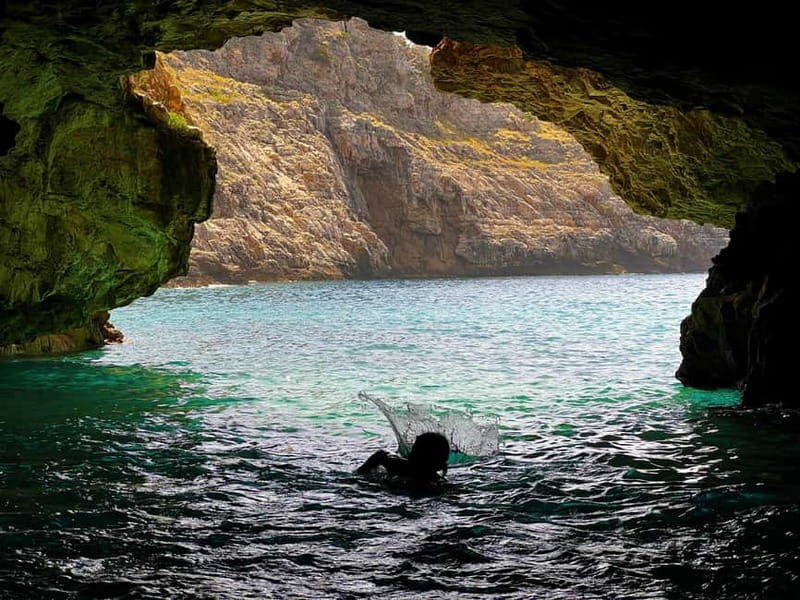 Vlore: Grama Bay & Karaburun Caves 8-Hour Speedboat Tour - Good To Know