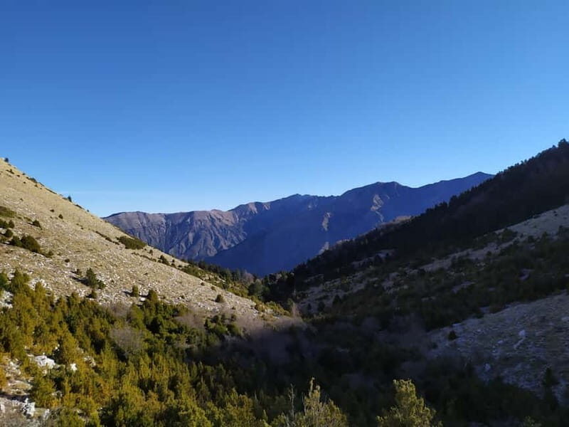 Vlore : Llogara National Park Infocenter to Deep Neck - Good To Know