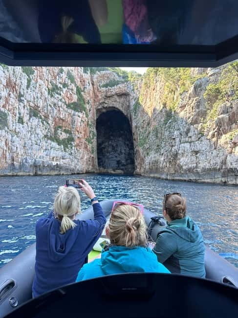 Vlore: Sazan Island & Haxhi Ali Cave Speedboat Guided Tour - A Closer Look at the Tour Experience