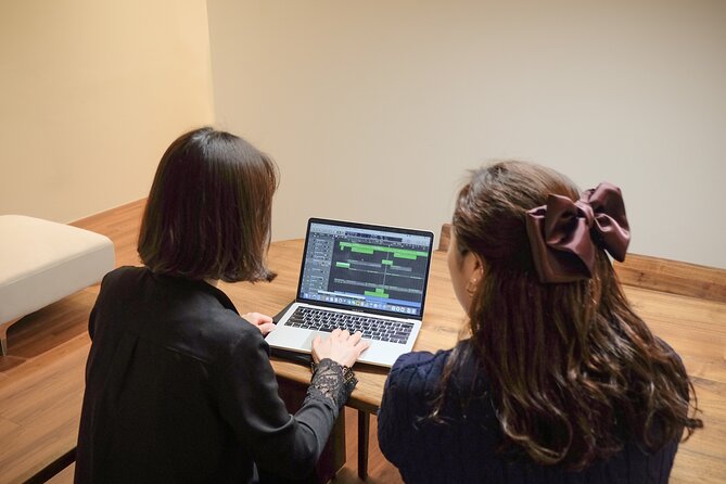 Vocal Recording in K-POP Producers Studio - Finalizing the Vocals and Mixing in K-POP Producers Studio