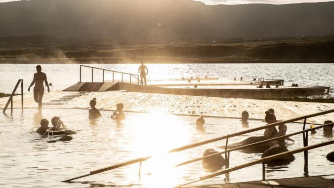 Vök Geothermal Baths & Waterfall Tour From Seydisfjordur - Customer Feedback Summary