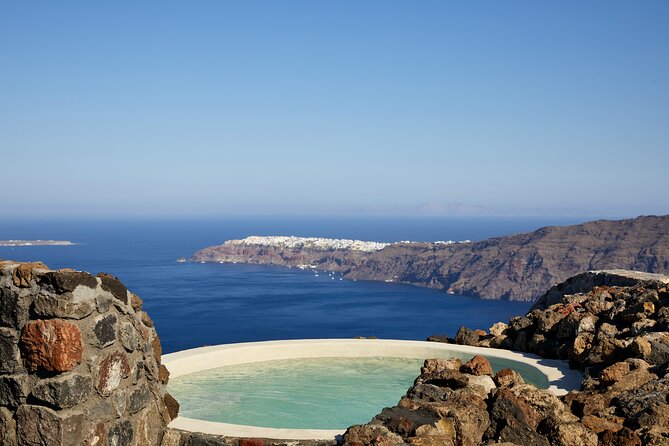 Volcanic Hot-Tub With Caldera View for Ultra-Romantic Couples - Pricing and Guarantee