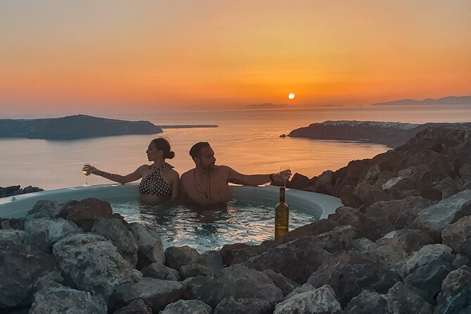 Volcanic Hot-Tub With Caldera View for Ultra-Romantic Couples - The Sum Up