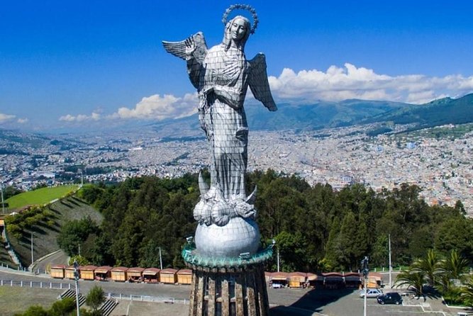 Volcano Avenue - 6 Days of Tradition and Culture - The Sum Up