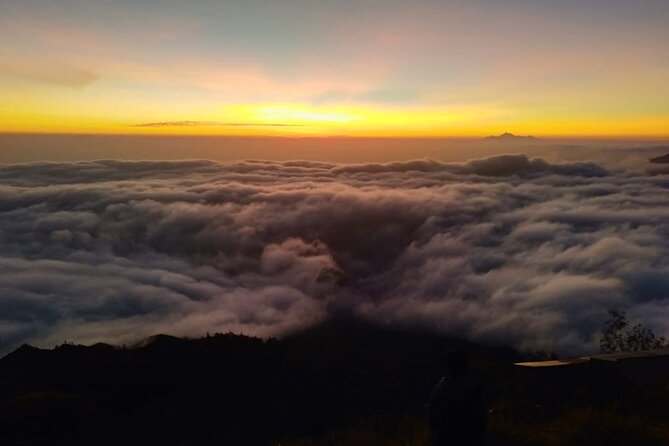 Volcano Batur Sharing Guide and Breakfast - Tour Overview