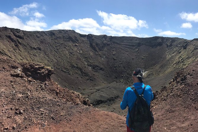 Volcano Hike in Lanzarote With Hotel Pickup - Overview and Inclusions