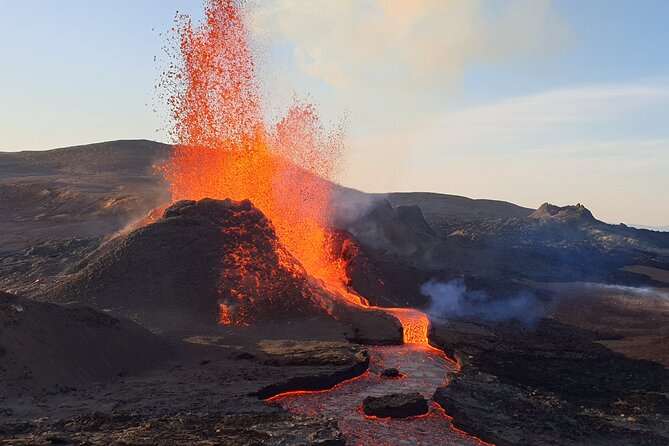 Volcano Hike in Reykjanes Peninsula From Reykjavik - Positive Experiences and Recommendations