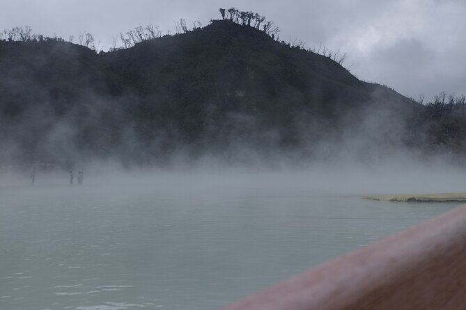 Volcano Mountain Private Car Tour White Crater Bandung - Who Should Consider This Tour?
