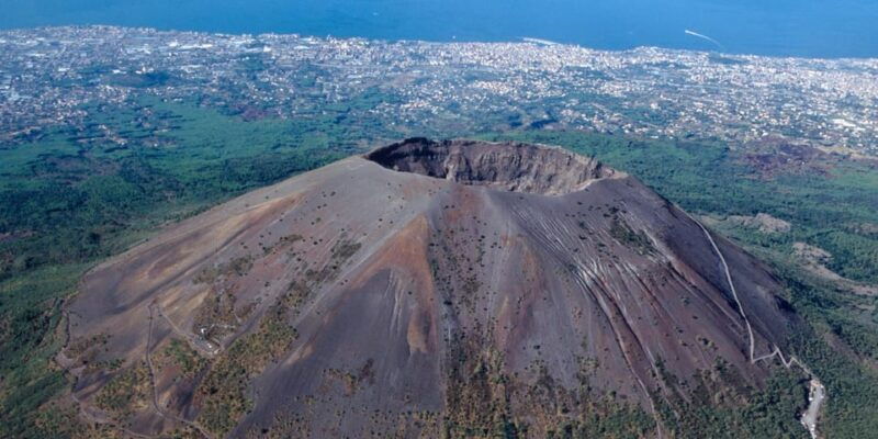 Volcano & Ruins: visit Mt. Vesuvius, Herculaneum and Pompeii - The Experience of the Tour