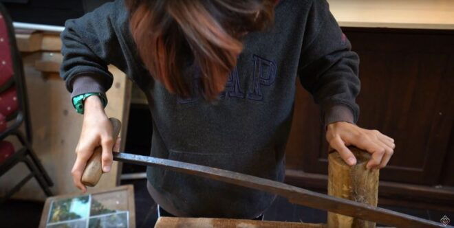 Volendam: 2-Hour Clogmaking Workshop and Cheese Tour - Whats Included in the Tour