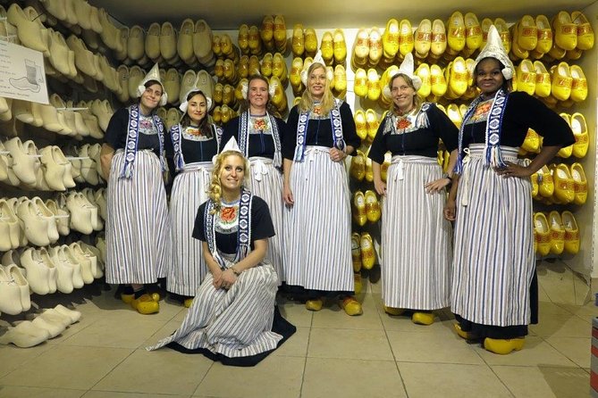 Volendam Cheese Farm Private Tour in Traditional Dutch Costume  - Amsterdam - Private Tour Experience