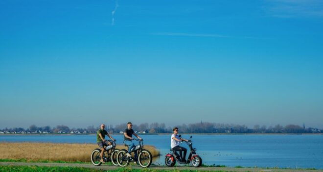 Volendam: E-Scooter Tour With Lunch and Tastings - Full Description