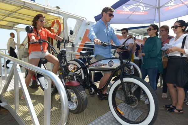Volendam: E-Scooter Tour With Lunch and Tastings - Common Questions