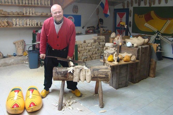 Volendam Marken Private Tour With Private Guide Volendam Marken: 4 Hours - Meeting and Pickup Details