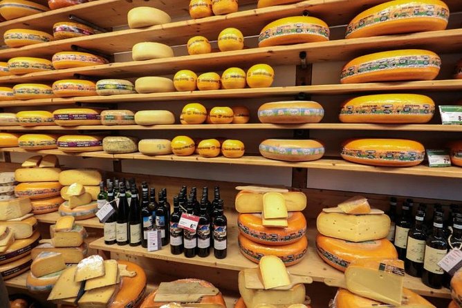 Volendam Marken Private Tour With Private Guide Volendam Marken: 4 Hours - The Sum Up