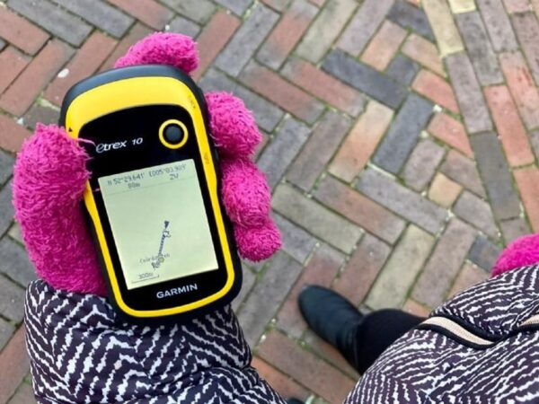 Volendam: Self-Guided GPS Treasure Hunt Tour - Common Questions