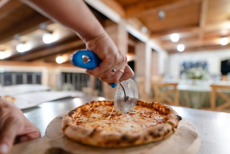 Volterra: Pizza Cooking Class in a tuscan farmhouse - Authenticity and Experience Highlights