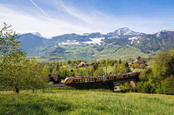 Voralpen Express: Scenic Ride Between St. Gallen and Lucerne - Cultural Exploration in St. Gallen