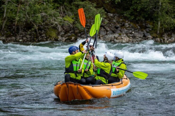 Voss: Thrilling Whitewater Rafting Guided Trip - Activity Details