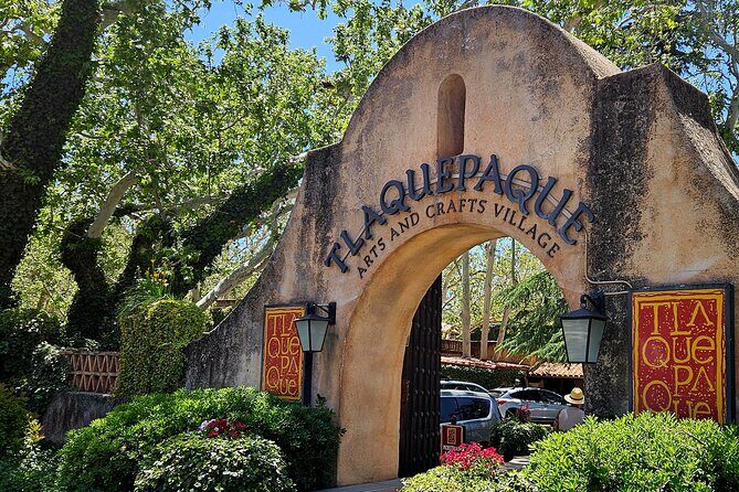 Voted Best in Sedona-Private Wine Tour of Vortex, Wine & Shopping - Exploring Sedona’s Charm: A Deep Dive into the Tour Experience