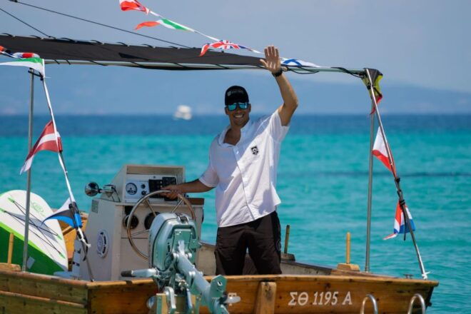 Vourvourou: Private Traditional Wooden Boat Cruise - Inclusions