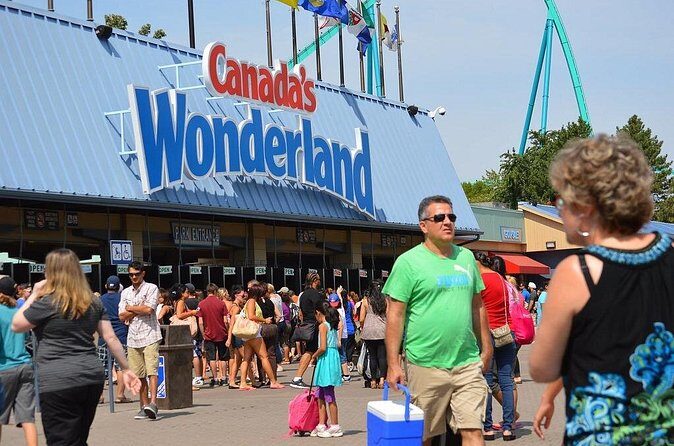 Voyagers Private Day Tour to Canadas Wonderland from Toronto - FAQ